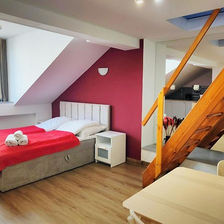 Apartament Winnica คราคูฟ ภายนอก รูปภาพ